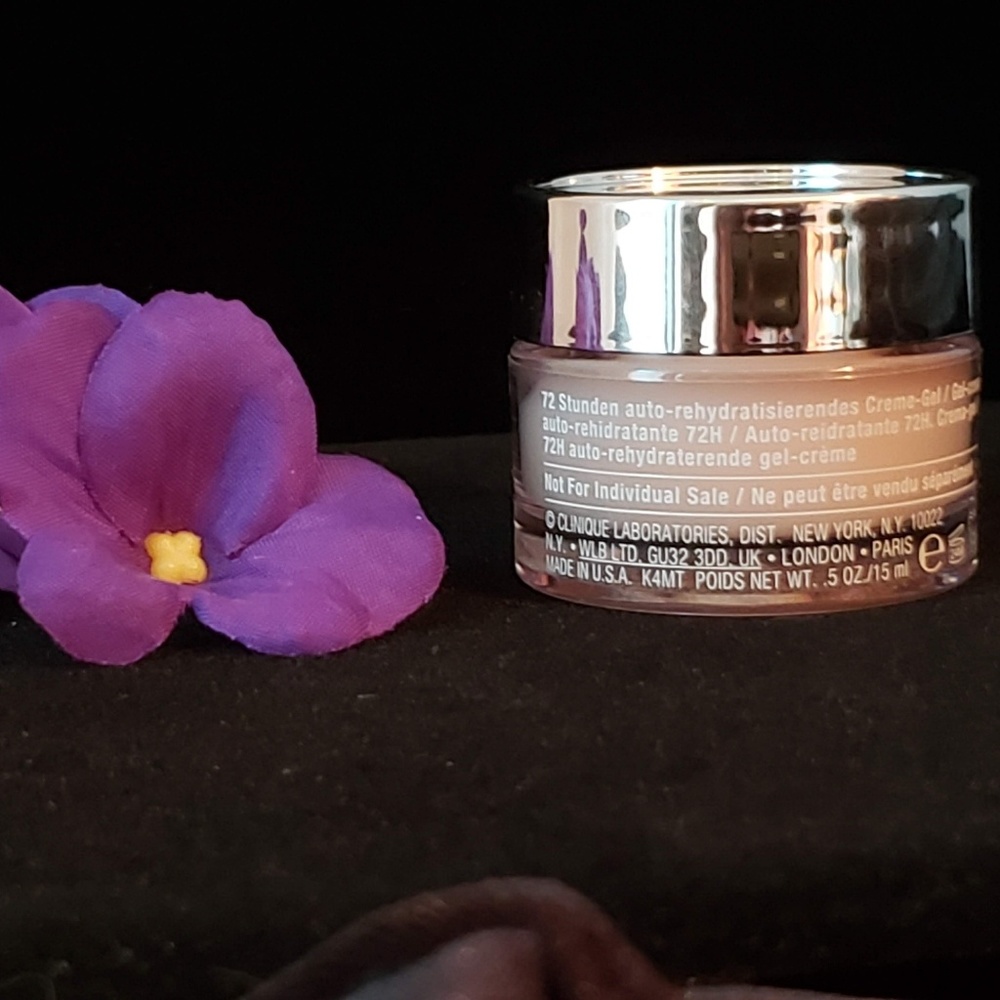 Clinique 72 Hour Moisture Surge (mini) - Picture 2 of 2